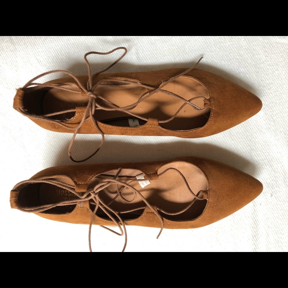 Mossimo lace-up flats